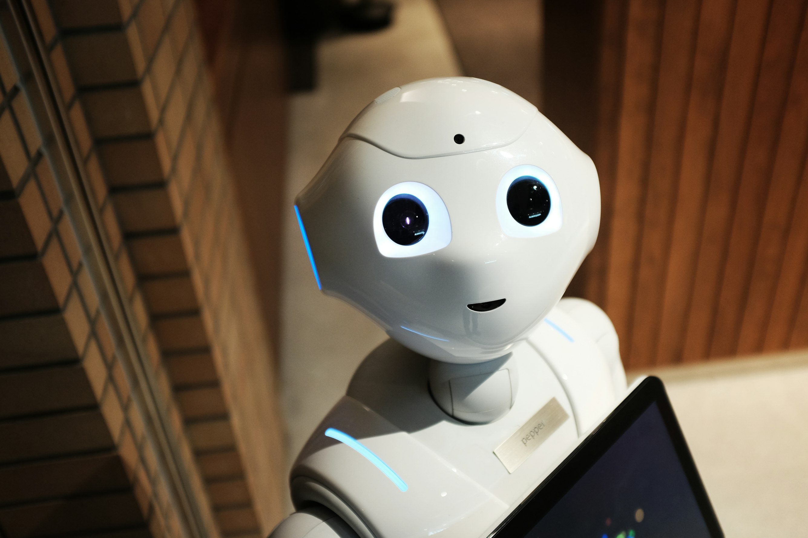 AI "Human-Like": La Cina e il dovere di cura tecnologico